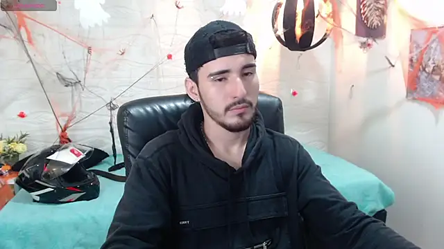 DmitriSanders online show from 4, 12, 2024