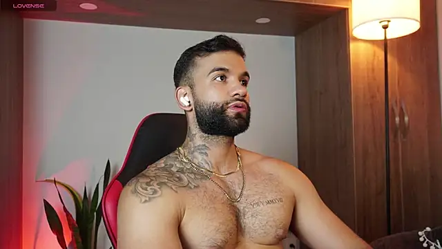 MarkHazze online show from 10, 11, 2025