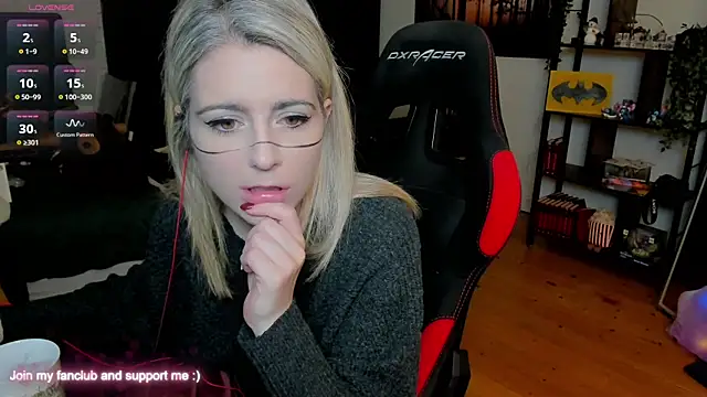 Lisaonthemoon online show from 19, 12, 2025