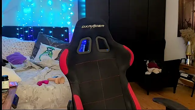 Lisaonthemoon online show from 19, 3, 2026