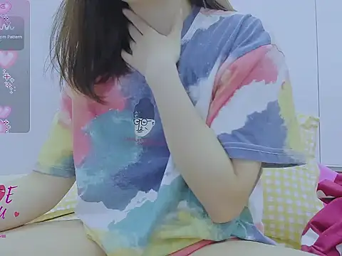 Snapshot of Linh_diudang chatting on 2, 11, 2025 Linh diudang online show from 2, 11, 2025