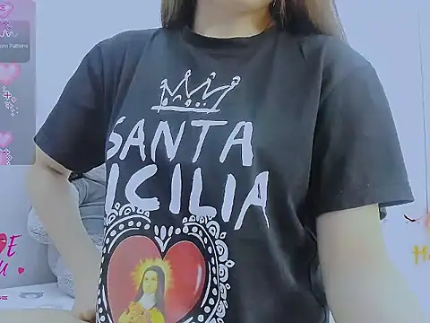 Snapshot of Linh_diudang chatting on 2, 12, 2025 Linh diudang online show from 2, 12, 2025