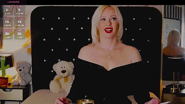 OliviaShaw23 online show from 13, 12, 2025