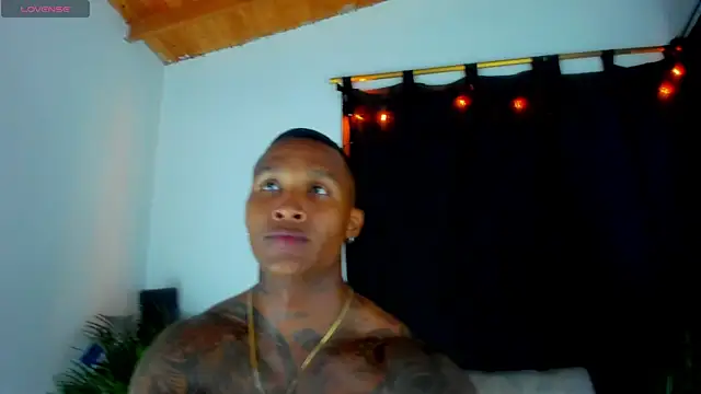 esteveen ortegas  online show from 18, 9, 2025