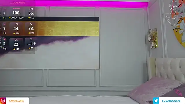 Snapshot of AmyAzureee chatting on 10, 9, 2025 AmyAzureee online show from 10, 9, 2025