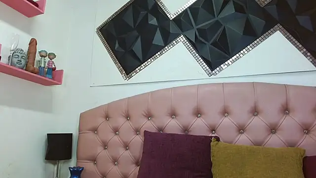 andrea safeira doll online show from 26, 2, 2026