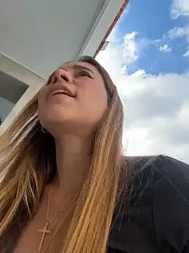 Lezy  online show from 13, 12, 2025