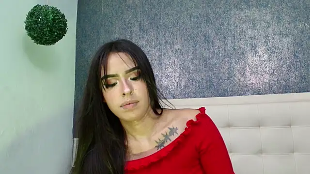 Snapshot of Cloeandtyfanny chatting on 1, 4, 2026 Cloeandtyfanny online show from 1, 4, 2026