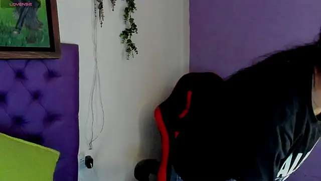 Cloeandtyfanny online show from 14, 7, 2026