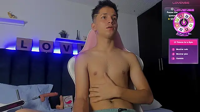 Issac james  online show from 18, 3, 2025