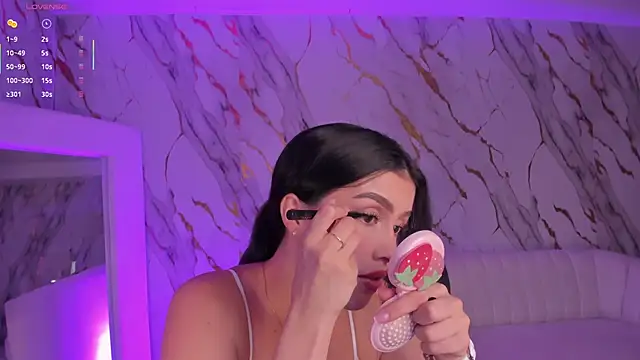 PaulinaSantos  online show from 4, 10, 2025