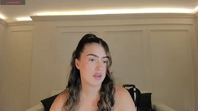 PaulinaSantos  online show from 4, 3, 2026