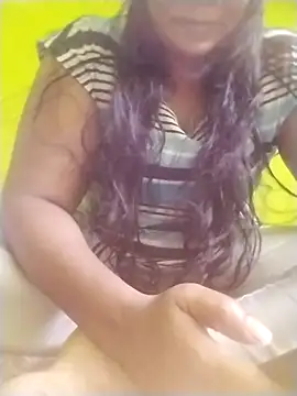 Tamilpriya46 online show from 8, 10, 2025