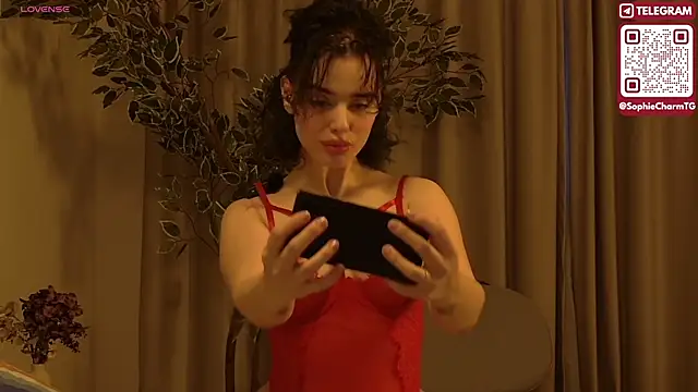 SophieCharm online show from 4, 3, 2026