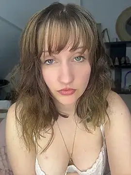 Snapshot of victoirenextdoor chatting on 10, 5, 2026 victoirenextdoor online show from 10, 5, 2026
