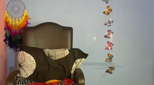 Black cat cutie online show from 20, 12, 2024