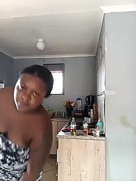 Snapshot of TheDoubleTrouble18xxx chatting on 16, 12, 2025 TheDoubleTrouble18xxx online show from 16, 12, 2025