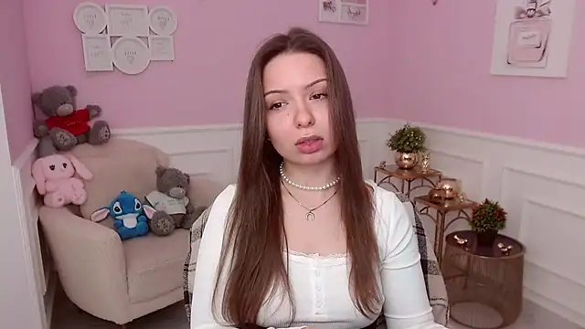 LucySkilar online show from 29, 3, 2026