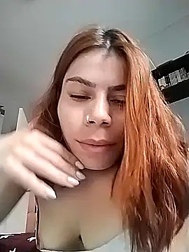 Snapshot of KyKa02 chatting on 24, 2, 2025 KyKa02 online show from 24, 2, 2025