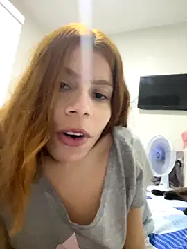 Snapshot of KyKa02 chatting on 6, 11, 2025 KyKa02 online show from 6, 11, 2025