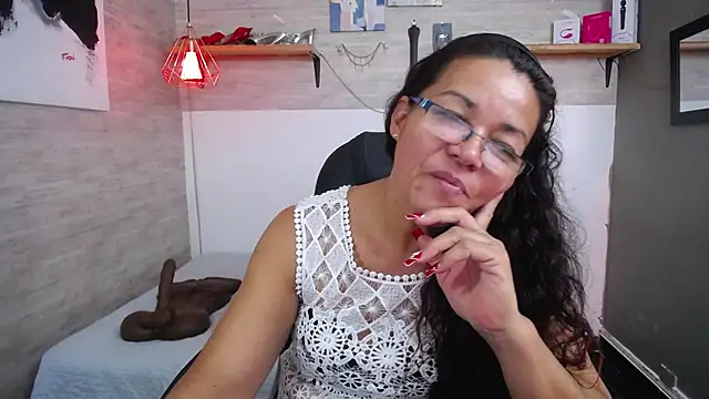 MaturePure online show from 17, 10, 2025