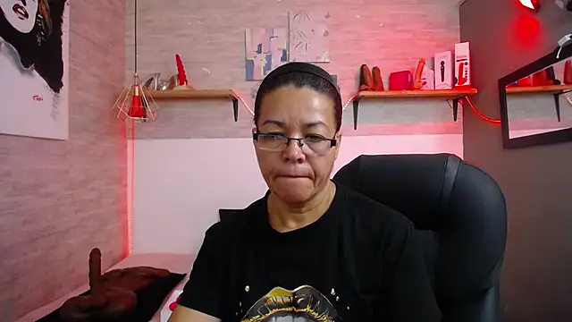 MaturePure online show from 20, 10, 2025