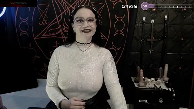 Evil Queen 666 online show from 12, 12, 2024