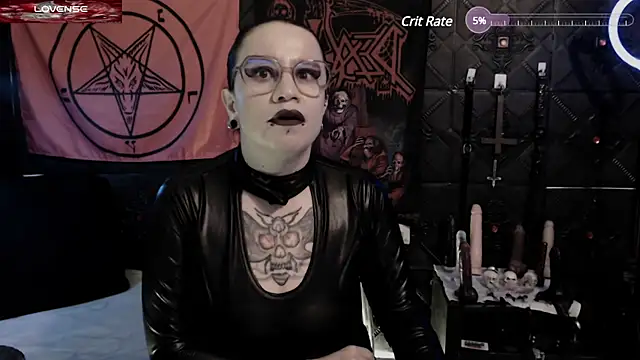 Evil Queen 666 online show from 30, 1, 2025