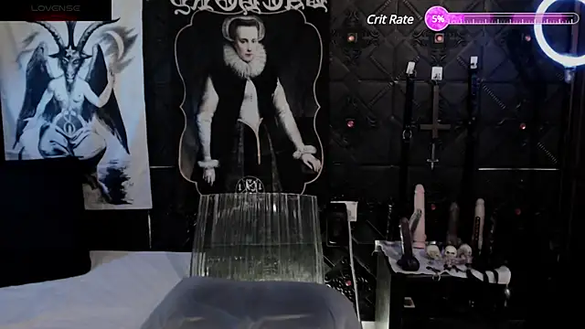 Evil Queen 666 online show from 21, 2, 2025