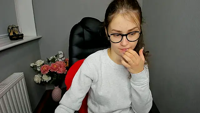 AfinaCutie online show from 5, 12, 2024