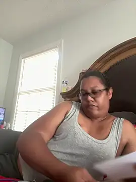 Snapshot of ebonyred chatting on 10, 6, 2026 ebonyred online show from 10, 6, 2026