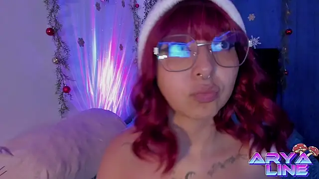 Snapshot of arysUwU chatting on 24, 12, 2024 arysUwU online show from 24, 12, 2024