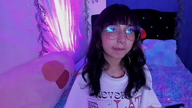 Snapshot of arysUwU chatting on 8, 1, 2025 arysUwU online show from 8, 1, 2025