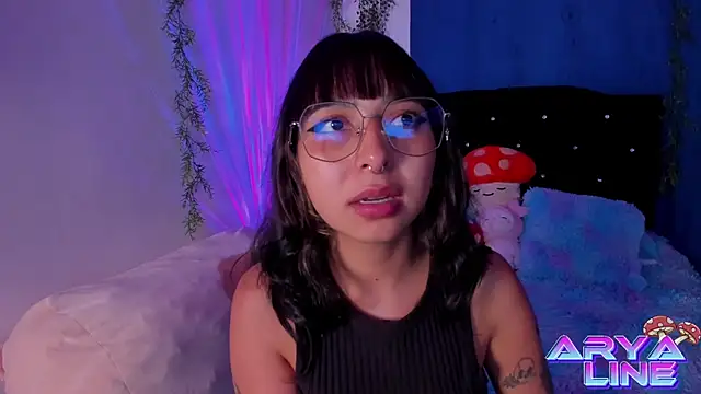 Snapshot of arysUwU chatting on 10, 1, 2025 arysUwU online show from 10, 1, 2025