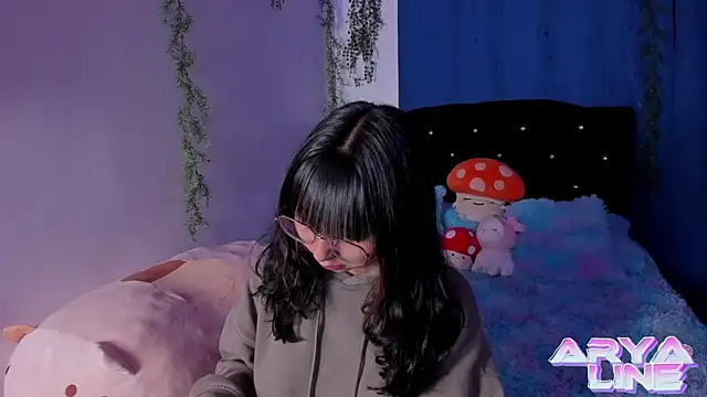 Snapshot of arysUwU chatting on 23, 1, 2025 arysUwU online show from 23, 1, 2025