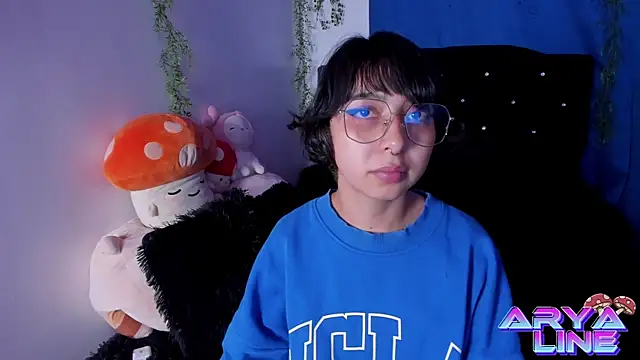 Snapshot of arysUwU chatting on 22, 2, 2025 arysUwU online show from 22, 2, 2025