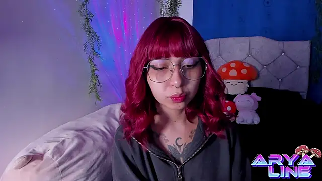 Snapshot of arysUwU chatting on 1, 3, 2025 arysUwU online show from 1, 3, 2025