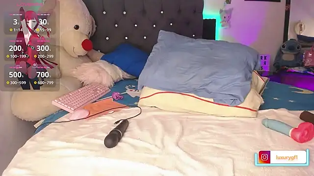 Pocahontaslovex online show from 9, 4, 2026