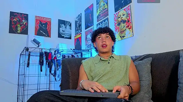 Snapshot of GaelOconner chatting on 19, 10, 2025 GaelOconner online show from 19, 10, 2025