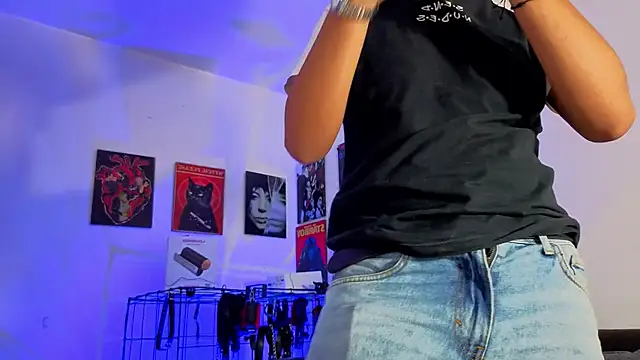 Snapshot of GaelOconner chatting on 23, 10, 2025 GaelOconner online show from 23, 10, 2025