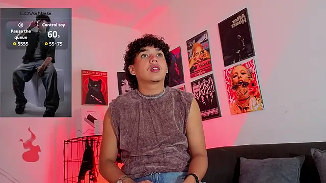 Snapshot of GaelOconner chatting on 30, 11, 2025 GaelOconner online show from 30, 11, 2025