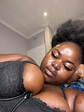 Honeycoco0211 online show from 14, 1, 2026