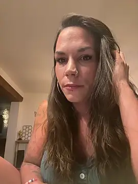 Lady Knaller online show from 10, 6, 2026