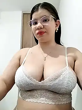 Danzel1105 online show from 11, 1, 2025