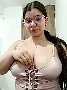 Danzel1105 online show from 15, 1, 2025