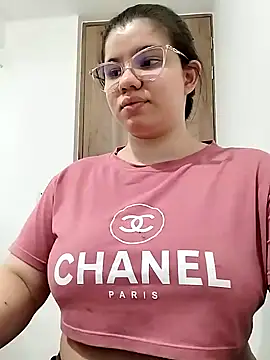 Danzel1105 online show from 24, 1, 2025