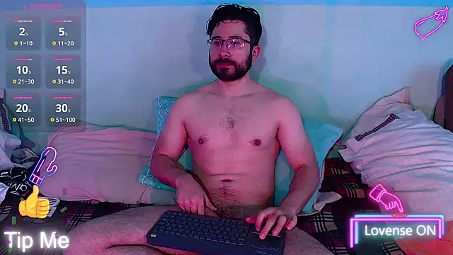 Snapshot of teddy_foster chatting on 17, 10, 2025 teddy foster online show from 17, 10, 2025