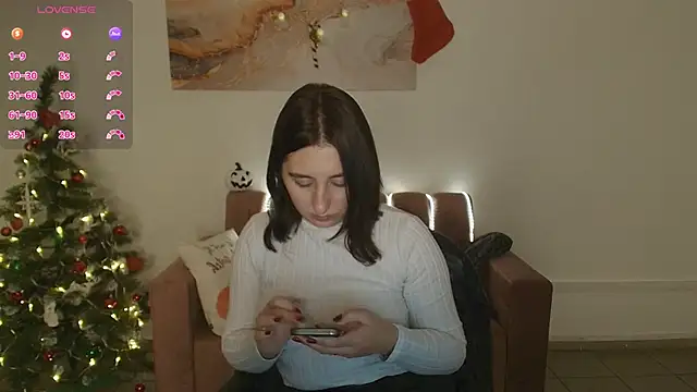 Snapshot of ElmiraPowers chatting on 8, 12, 2024 ElmiraPowers online show from 8, 12, 2024