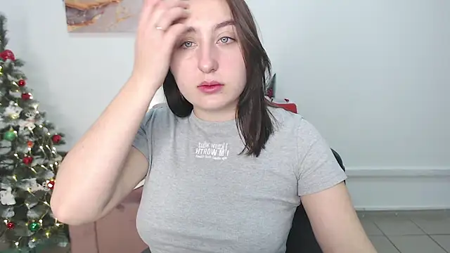 Snapshot of ElmiraPowers chatting on 7, 1, 2025 ElmiraPowers online show from 7, 1, 2025