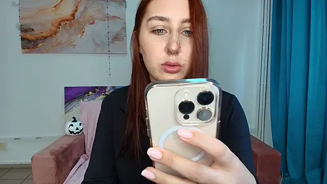 Snapshot of ElmiraPowers chatting on 18, 10, 2025 ElmiraPowers online show from 18, 10, 2025